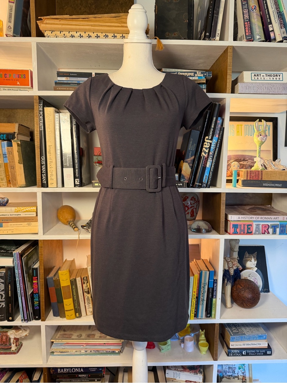 Women's Short-Sleeve Belted Sheath Dress - Black